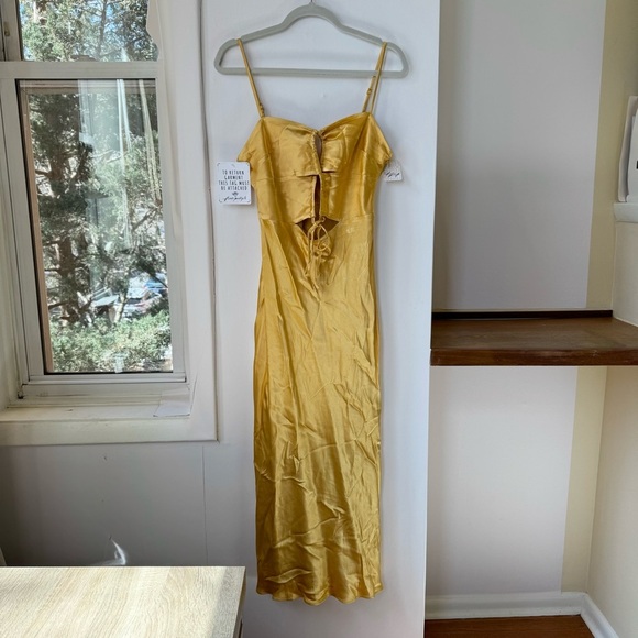 NWT Shona Joy Alma Lace Up Midi Dress Cocktail Cut Out Satin Gold Yellow Size 10 - Picture 4 of 12